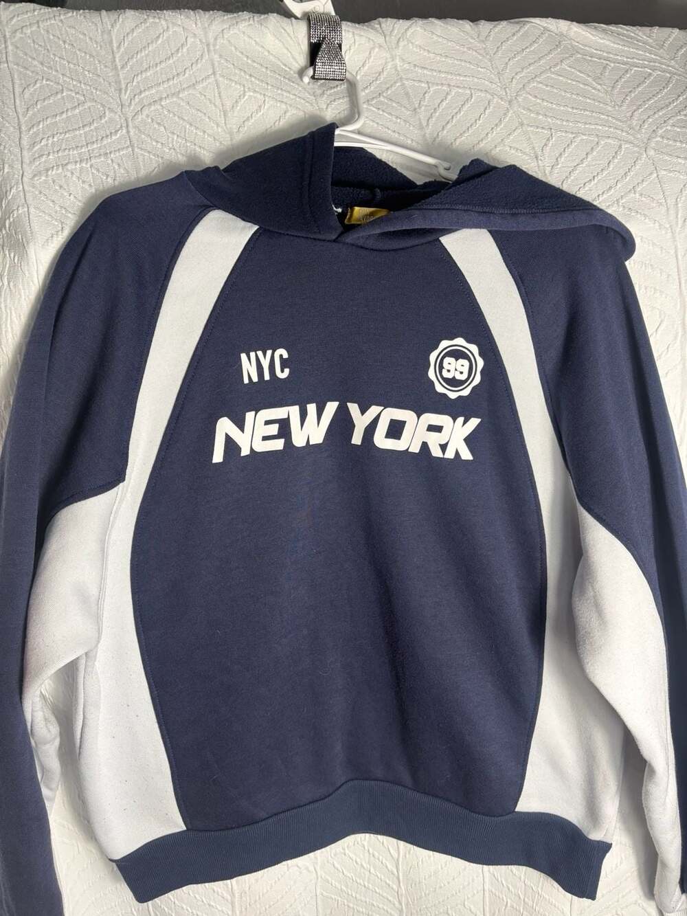 Cult Favorite New York NYC 99 Navy Blue White Colorblock Pullover Hoodie Size L